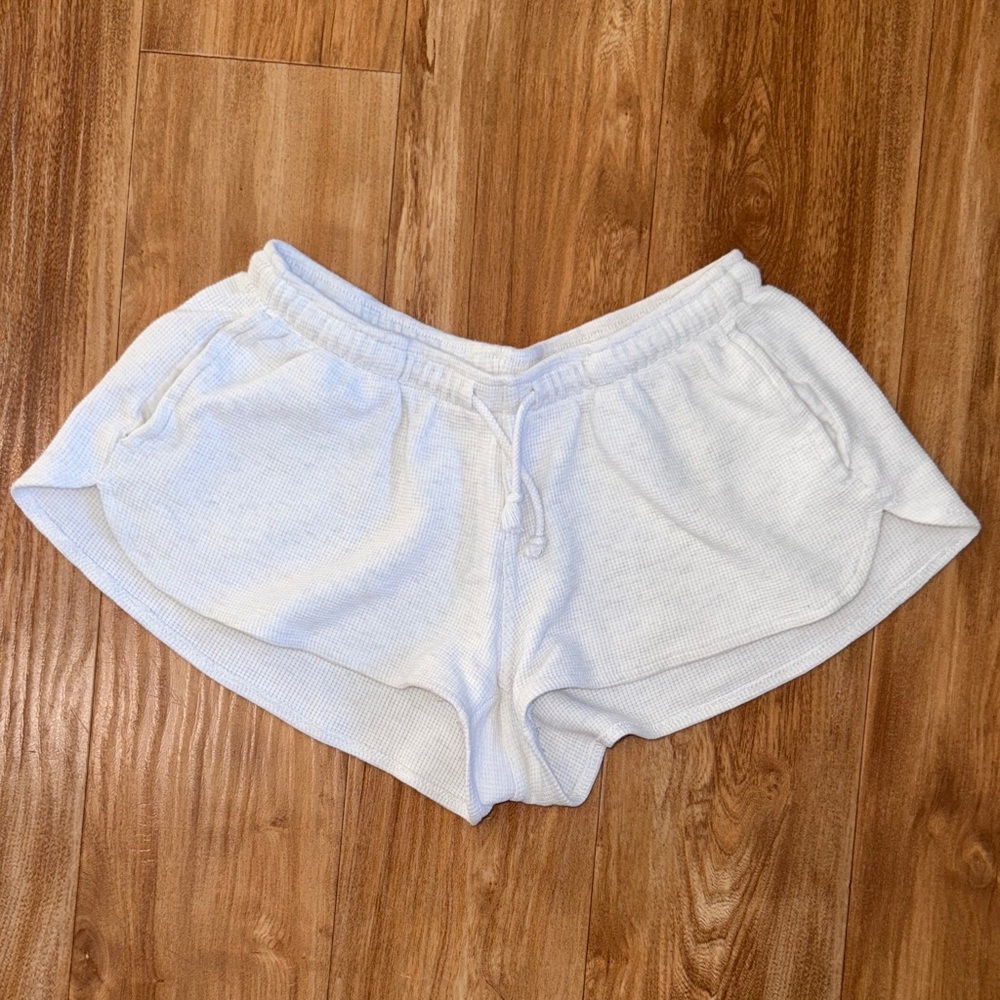 Brandy Melville White Summer Thermal Shorts